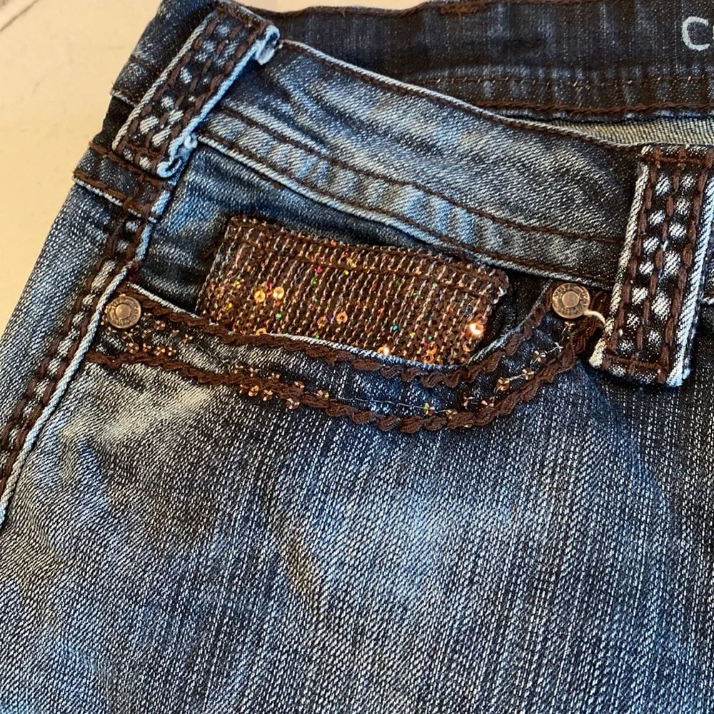 Cowgirl Tuff Jeans 33x32 - Picture 2 of 15